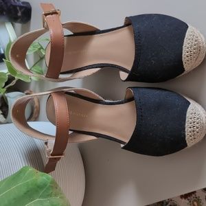 Tommy Hilfiger 7.5 wedges